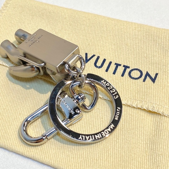 Louis Vuitton Astronaut Keychain Bag Charm - Picture 5 of 5